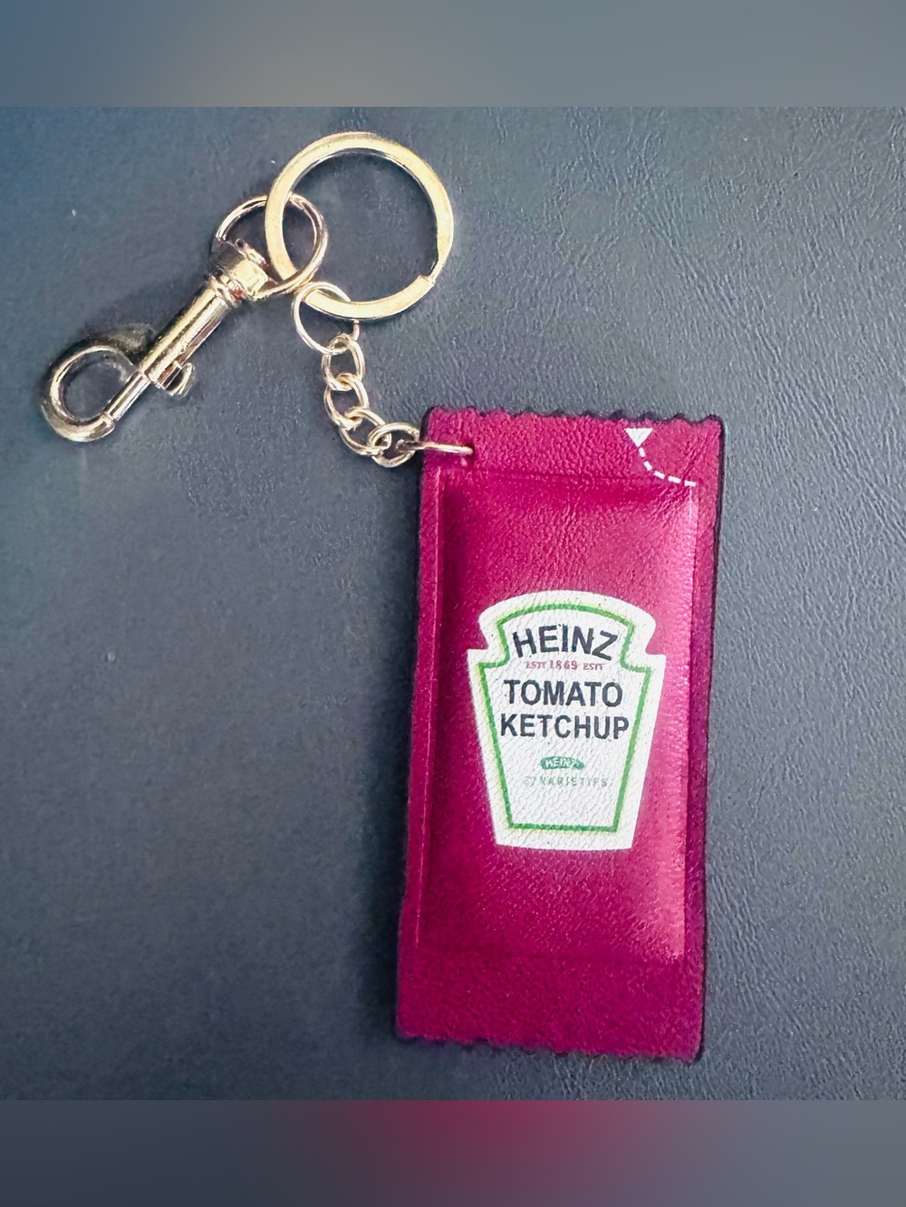 Heinz Tomato Ketchup Packet Bag Charm Keychain - Picture 3 of 6